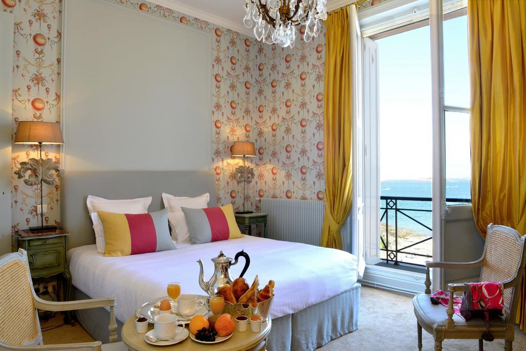 Hotel Villa Reine Hortense Dinard Esterno foto
